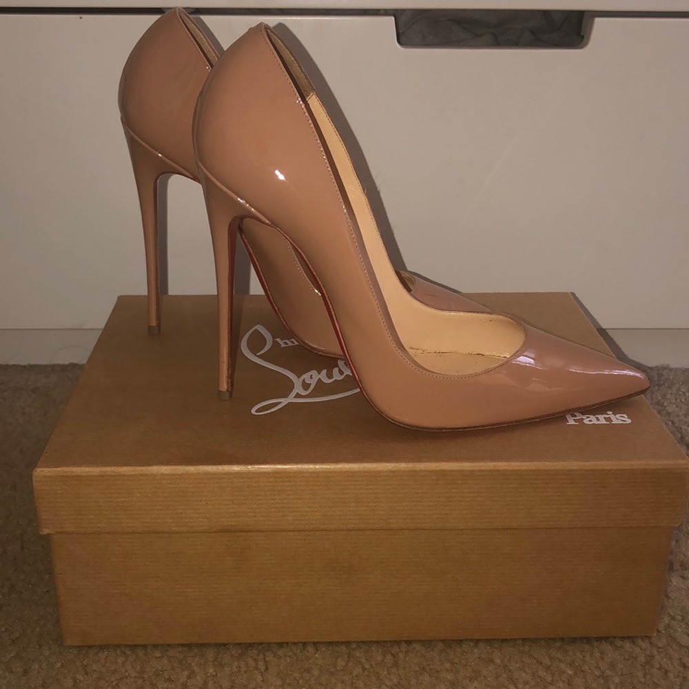 Christian Louboutin “So Kate”